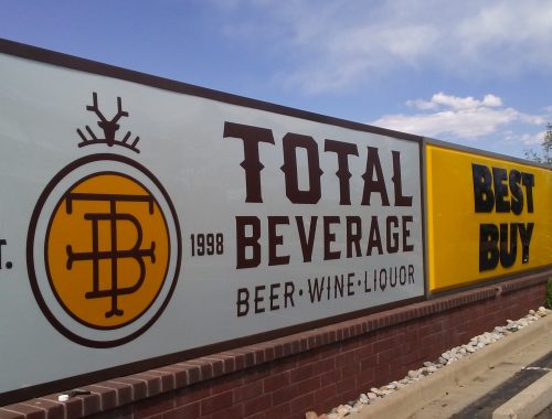 Dun-Rite signs total Beverage monument sign